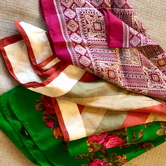Accessories - ✨Vintage Bundle✨ Set of 3 Scarves